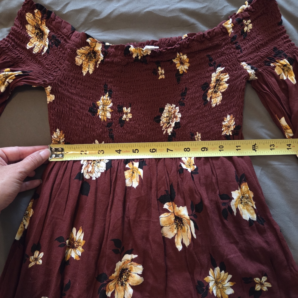 Xhilaration Red and Yellow Off-Shoulder Bishop Sleeve Sundress - Picture 7 of 8